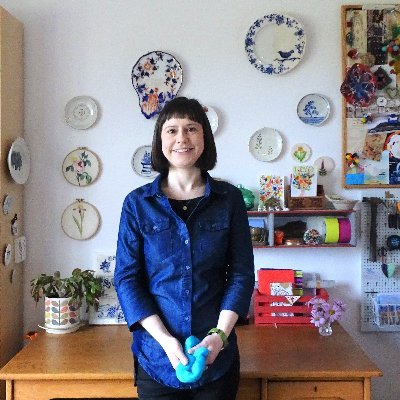 Artist maker working with wool, ceramic and embroidery. Sligo, Ireland
https://t.co/BUeZ0Hfq74…