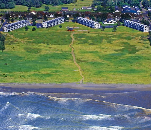 The Breakers of Long Beach has long been a favorite Washington Coast resort for families and beach loving people. Situated on 24 acres of beachfront parkland.