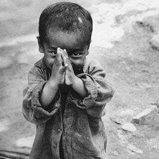 Shaktim40632137's profile picture. Indian|Blogger|Social worker|Engineer|

देश हो,नेता हो,दल हो या धर्म,अंधभक्त ले ही डूबते हैं ।