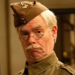 SpeciousOfficer's profile picture. I literally have no connection to J4.