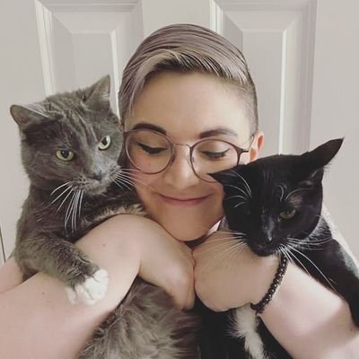 schubertdoobert's profile picture. she/they | 30s | MA | ♉ 
bog witch forced to live in a ''society'' 😤