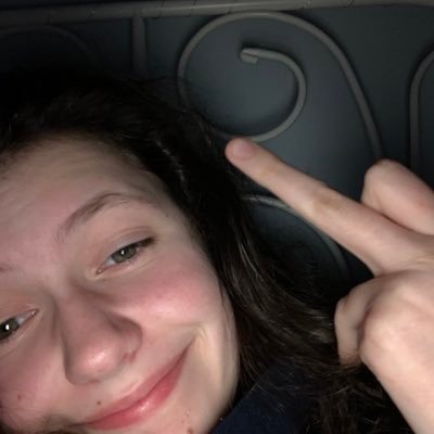 oliviajmt's profile picture. 