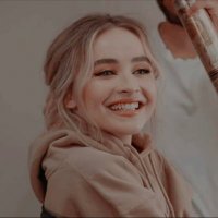 poppy 🤎(@sabrinastars_) 's Twitter Profile Photo