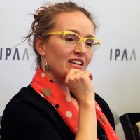 Carolyn Hendriks (@carolynhendriks) Twitter profile photo