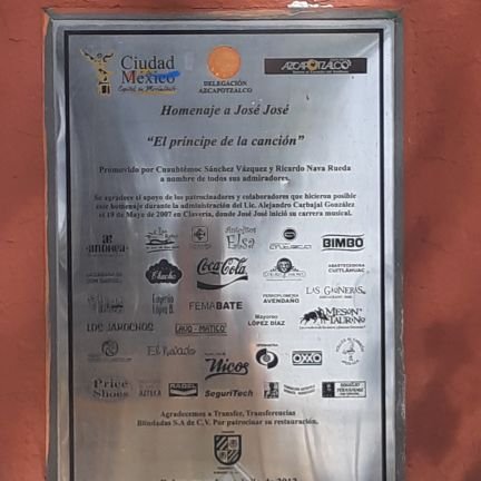 ponchonimol's profile picture. 