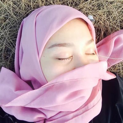 Sometimes the only person you can trust is yourself 🌸 . #Alhamdulillah for everything .