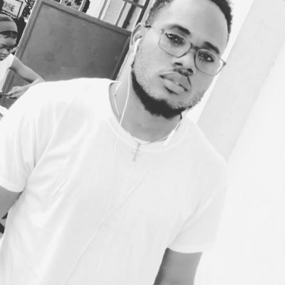 ToutleyWood's profile picture. Étudiant à la faculté de droit et des sciences économiques (FDSE)/Master de Droit Public à l’Université Sorbonne Paris Nord