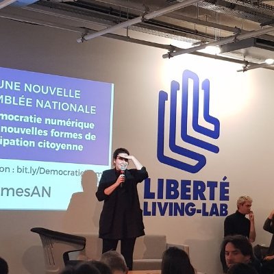 OpenGov/ @avote_ong
| 🤓 digital nerd 🗣️ politics geek | santé & inclusion
Ex @PaulaForteza team @banquedesterr @SciencesPo @SorbonneParis1 | Bretonne à Paris