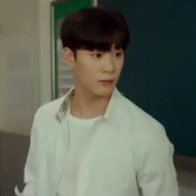 JJEOMJJEOM_04's profile picture. 