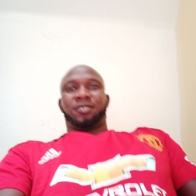 I believe everything that is good come from God ,born and bred in https://t.co/Yw9Fkbrcmo united fc fan,am s true red army #ggmu4life ,ex pro  foot