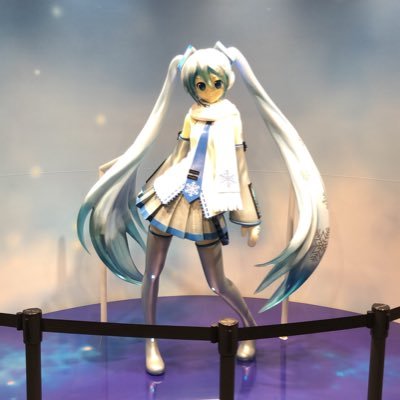 tosisasusuba's profile picture. 政治、経済、科学技術、哲学に興味があります。そのあたりのニュースにガシガシ呟いていきます。 小学生の頃に、ガンジーとイエス　キリストの本を読み世界は平和だ！と思っていましたが、現実世界はまだまだ、泥の池でした。泥の池でも咲く水蓮の花の様な人間になれる様にしかし、現実世界にも対応出来るような人間になりたいなー