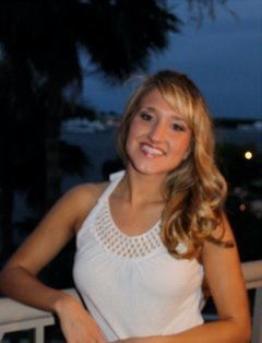 Coffee Connoisseur || Runner || Dog Mom ||Marketing Strategist || Entrepreneur || Social Media Guru || INFJ
