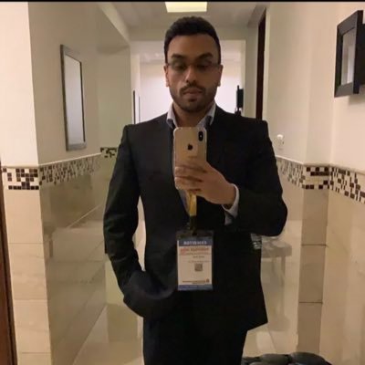 nikhil_aron's profile picture. 