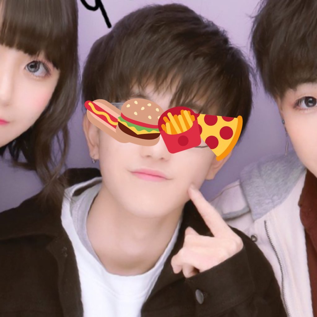 vptMonHmq4K6t2O's profile picture. 高３/男子/理系/ 英語めちゃくちゃ嫌い/ノート結構投稿します/勉強の意欲が上がったらいいなーって軽い感じで作りました 無断フォローお許しください