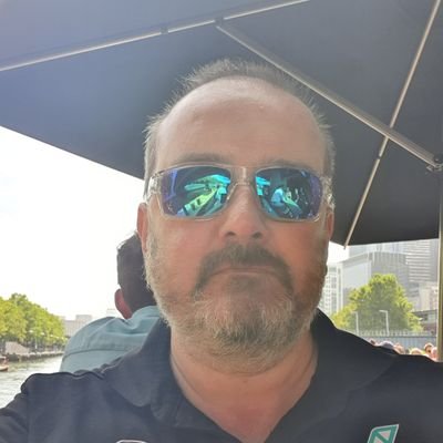 BinfieldClive's profile picture. In Vino Veritas