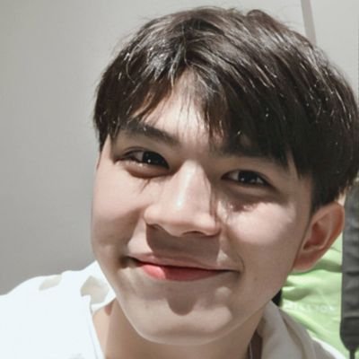 nongmoKrob's profile picture. เป็นแม่น้อนเส้บ เลี้ยงลูกมาด้วยมุกรุบ🐷 #savesaisawat
อยู่บ้าน🏠 #saveG 🍀💙 #sgza007 #พี่บ่าวต้า 💛 #เยลลี่บูม 🤍🖤 
แต่ฉันก็หวีดทุกคนบนโลกนี้🥰