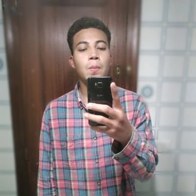 RXLuis2's profile picture. L