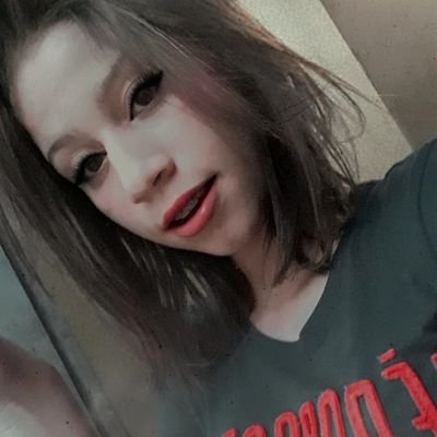 Oi seguemores♥️✊🏻
𝑙𝑢𝑡𝑎𝑑𝑜𝑟𝑎 𝑑𝑒 𝑗𝑖𝑢-𝑗𝑖𝑡𝑠𝑢🥋
Influencer 
14 𝑎𝑛𝑖𝑛𝒉𝑜𝑠😍
21/09🎊
insta:@yasmiin_sz_
segue la😘