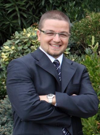 ozguralemdag's profile picture. 