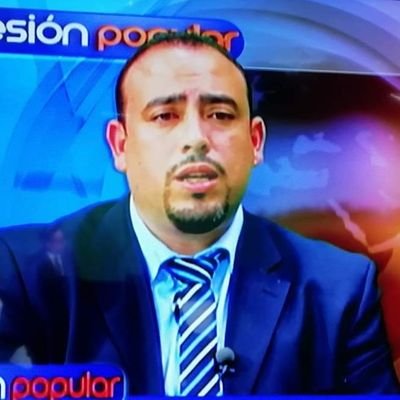 Emprendedor, docente, deportista, esposo y padre.