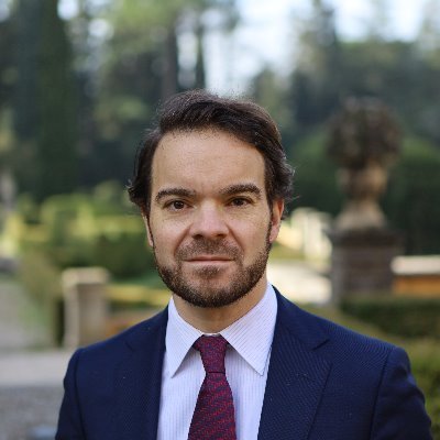 Thoughtful antitrust, not make-believe antitrust. Prof @EUI_EU & co-founder DCI @fordynamism. Opinions mine only. Multi-homer @competitionprof.bsky.social