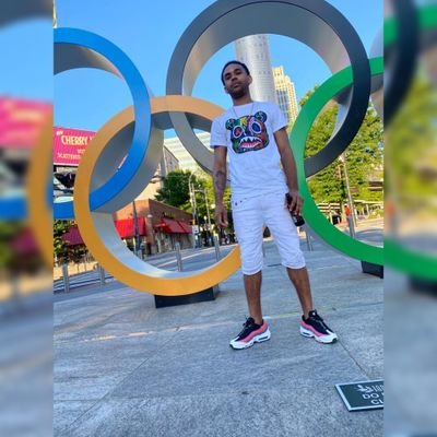 braavouptop's profile picture. 