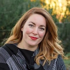Virtual Educator. Toastmaster. Podcaster. She/her/hers