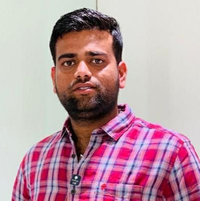 Shubham93328441's profile picture. हौंसला और रुतबा बनाये रखो ||
अच्छे बुरे दिन तो आते जाते रहेंगे ||💪🦁✌️