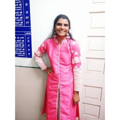 Shrutij79570026's profile picture. 