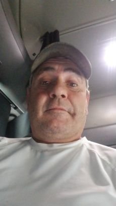 ChuckHi65867489's profile picture. 