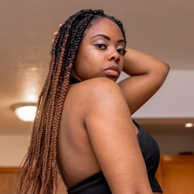Born in the 90s. I spew my opinion sometimes. Friendly introvert. Rambler. Indie R&B vibes. ✌🏾🖤🧘🏾♀️