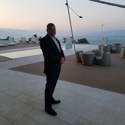 An articulate, well presented and educated CPO, with impeccable manners. Over 30yrs experience in the security industry. Looking after VIP/UHNI/Int Sports Teams