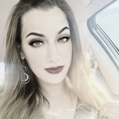 Singer, dancer, model, cosplay, musician, gamer