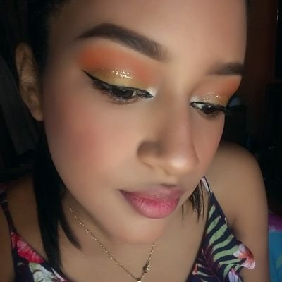 💅💋Makeup
•Venezolana🇻🇪
•Siganme en mi canal de youtube y aprendamos juntas cada día un poquito mas🙄😉👇👇