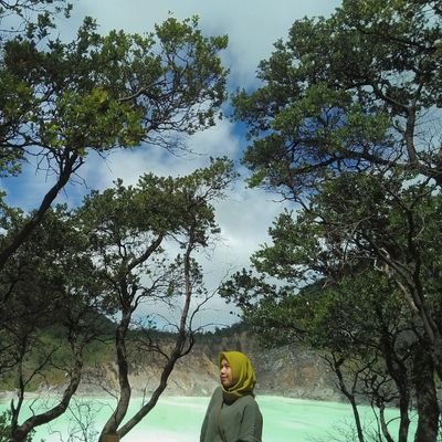 ayunidwi's profile picture. life simply, dream freely, laugh easily