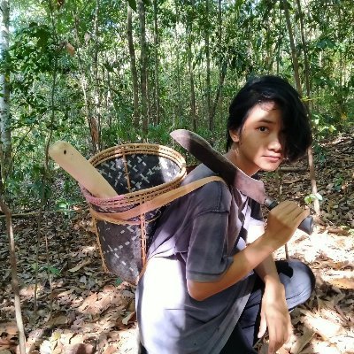 veveonah's profile picture. I like making videos. 
Visit my youtube channel: https://t.co/JnfOtoYC4K
💥😜