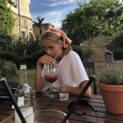 xum6y's profile picture.