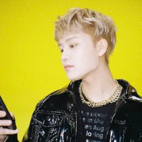 TAEIL’S SKITTLES with a side of Doyoung please (@nctnc1) 's Twitter Profile