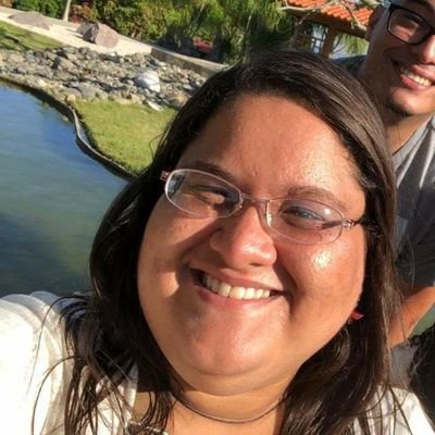 Eterna estudiante, comunicadora, relacionista, amante de un nuevo #PuertoRico.Creyente de que los comunicadores pueden ser agentes de cambio en el mundo. #UPRRP