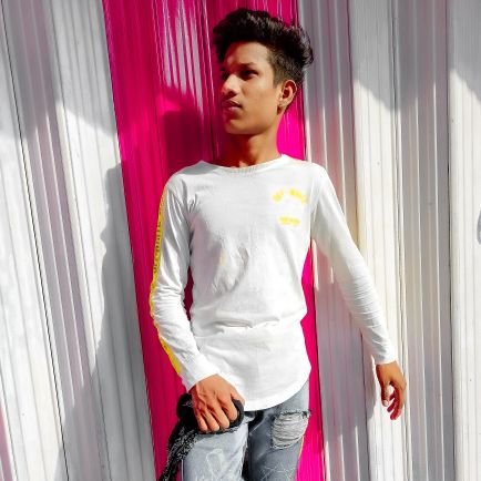 Vikas95980848's profile picture. my ID follow me