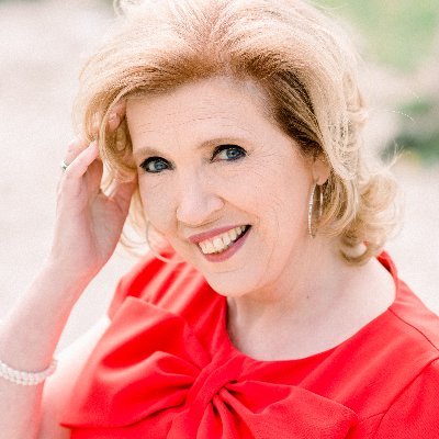 Bestselling #Author | Global #Speaker | #Expert #Coach-#Mentor | Guiding Perfectionists like You to Rediscover Adventure in Life & Business and 2x your Impact |