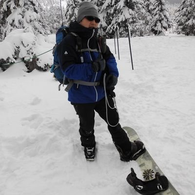 Amatureradio アマチュア無線局 @7K4IUM
⭐3アマ⭐陸海空特殊無線
雪山登山🏔️🥾
スノーボード🏔️🏂

開局してもう27年くらい