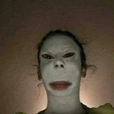 vxer18's profile picture. 