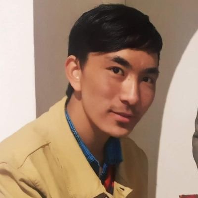 EilKazime's profile picture. You can't force somebody to see your worth, when they are too busy looking in the wrong direction.