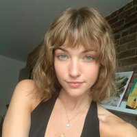 Violett Beane(@violettbeane) 's Twitter Profileg