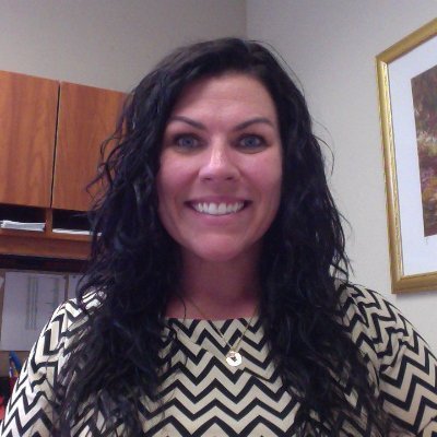 Proud Principal of @MCVSD_tff🍎📚| Do More of What Makes You Happy | Maker 🎨 | 💍👩🏻🔬🐾 | she•her