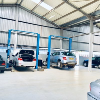 Authorized Dt. Dobie dealers in Mercedes and Volkswagen. Also specialize in servicing and repairs of BMW, Nissan,Subaru,Land Rover, Toyota and Mitsubishi.