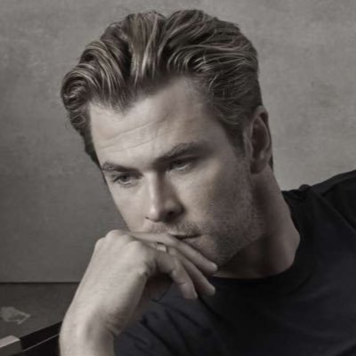 fruit_sparkle's profile picture. from Midgard with love (and glitters).