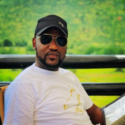 Montiko's profile picture. PR Practitioner! 💼| Globetrotter 🛫| Brand Specialist 💻| Communications Specialist🗒| BA Hons: Integrated Organisational Communication💻| My tweets are Mine🌈