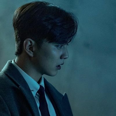 _onlyoo03's profile picture. 죄송해요 잘 안들어옵니당